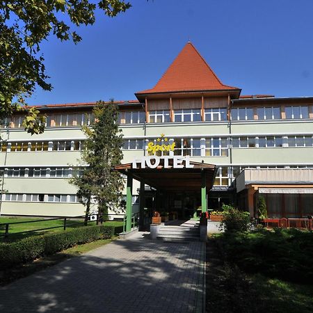 Sport Hotel Дебрецен Екстер'єр фото